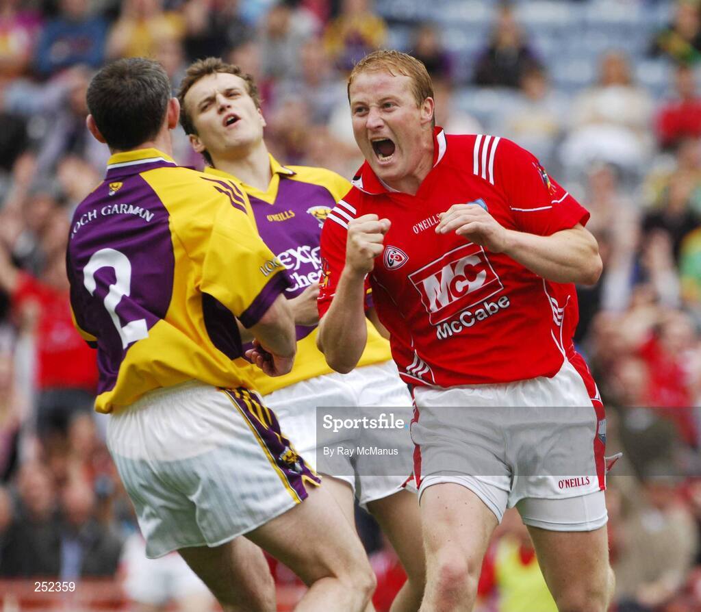 17 June 2007; JP Rooney celebrates Louth's second goal.  Bank of Ireland Leinster Senior Football Championship Quarter-Final, Louth v Wexford, Croke Park, Dublin. Picture credit: Ray McManus / SPORTSFILE