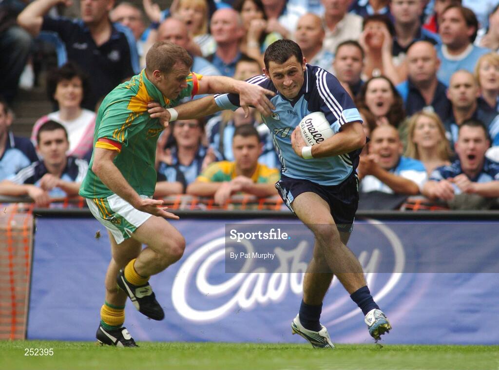 17 June 2007; Alan Brogan, Dublin, in action against Niall McKeigue, Meath. Bank of Ireland Leinster Senior Football Championship Quarter-Final Replay, Dublin v Meath, Croke Park, Dublin. Picture credit: Pat Murphy / SPORTSFILE