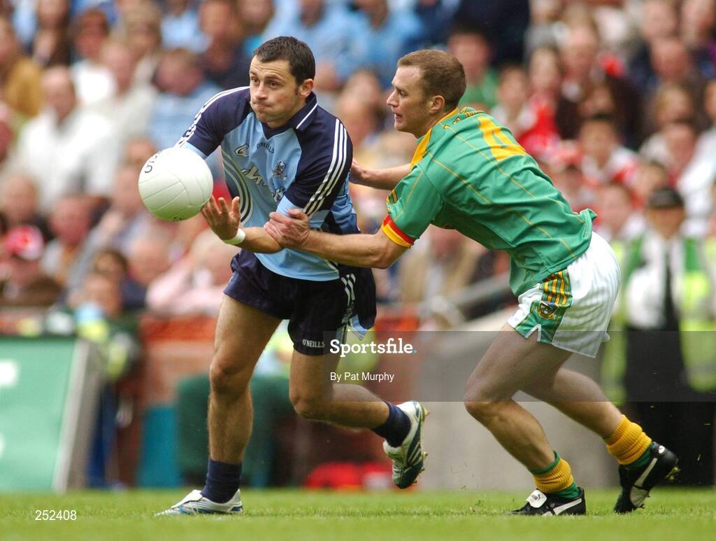 17 June 2007; Alan Brogan, Dublin, in action against Niall McKeigue, Meath. Bank of Ireland Leinster Senior Football Championship Quarter-Final Replay, Dublin v Meath, Croke Park, Dublin. Picture credit: Pat Murphy / SPORTSFILE