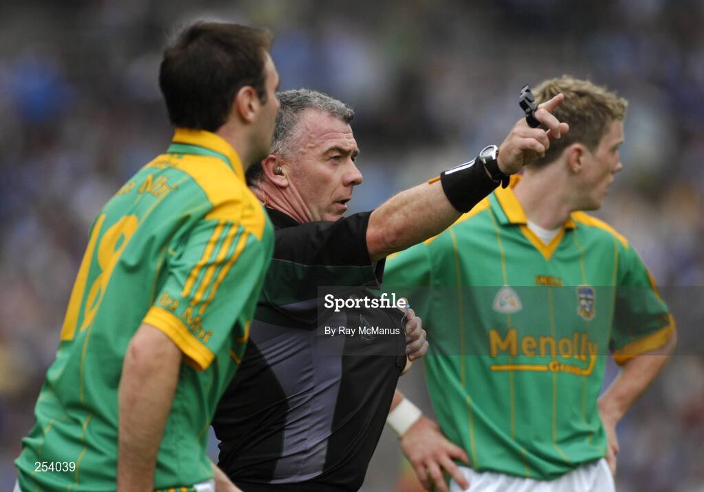 17 June 2007; Referee Pat McEnaney. Bank of Ireland Leinster Senior Football Championship Quarter-Final Replay, Dublin v Meath, Croke Park, Dublin. Picture credit: Ray McManus / SPORTSFILE