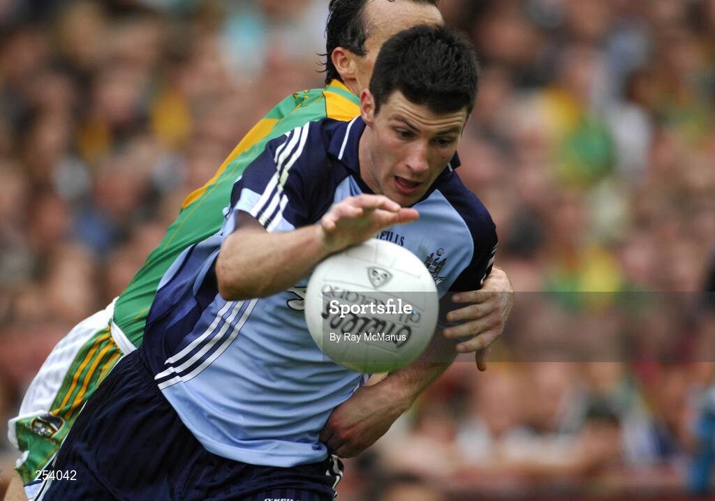 17 June 2007; Colin Moran, Dublin, in action against Anthony Moyles, Meath. Bank of Ireland Leinster Senior Football Championship Quarter-Final Replay, Dublin v Meath, Croke Park, Dublin. Picture credit: Ray McManus / SPORTSFILE