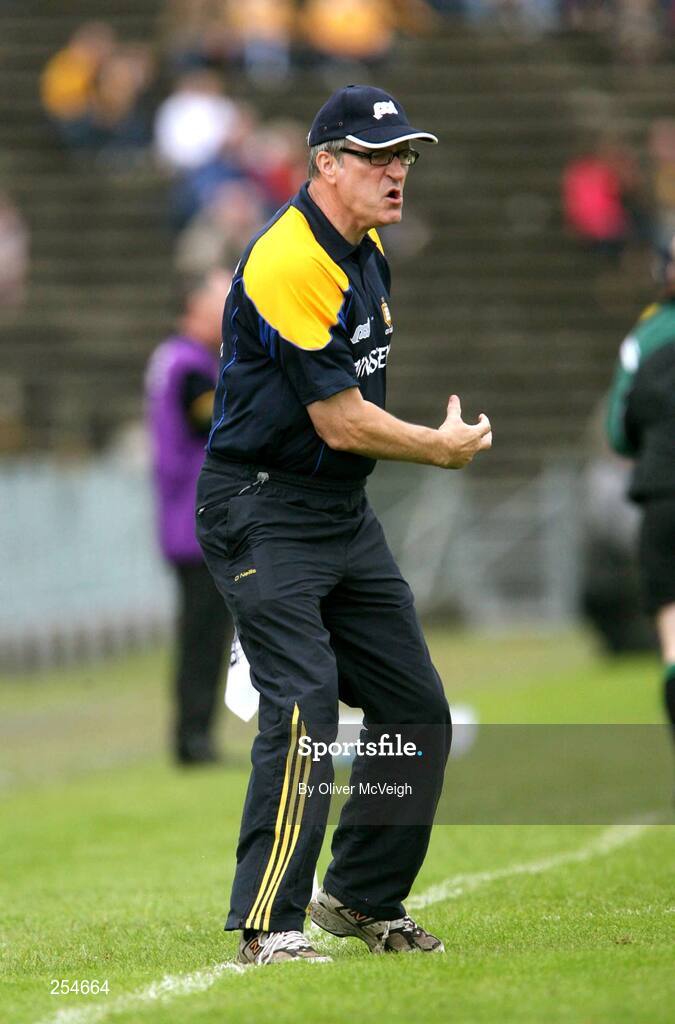 30 June 2007; Clare manager Tony Considine on the sideline. Guinness All-Ireland Hurling Championship Qualifier, Group 1A, Round 1, Antrim v Clare, Casement Park, Belfast, Co. Antrim. Picture credit: Oliver McVeigh / SPORTSFILE