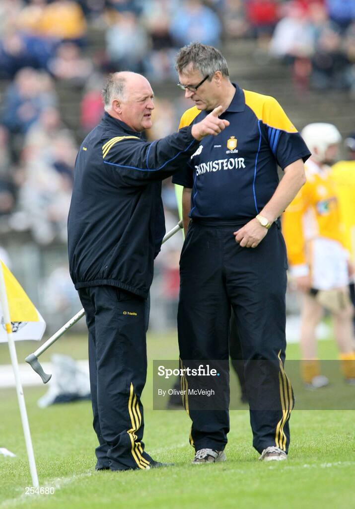 30 June 2007; Clare manager Tony Considine in discussion with assistant manager Pat O'Connor on the sideline. Guinness All-Ireland Hurling Championship Qualifier, Group 1A, Round 1, Antrim v Clare, Casement Park, Belfast, Co. Antrim. Picture credit: Oliver McVeigh / SPORTSFILE