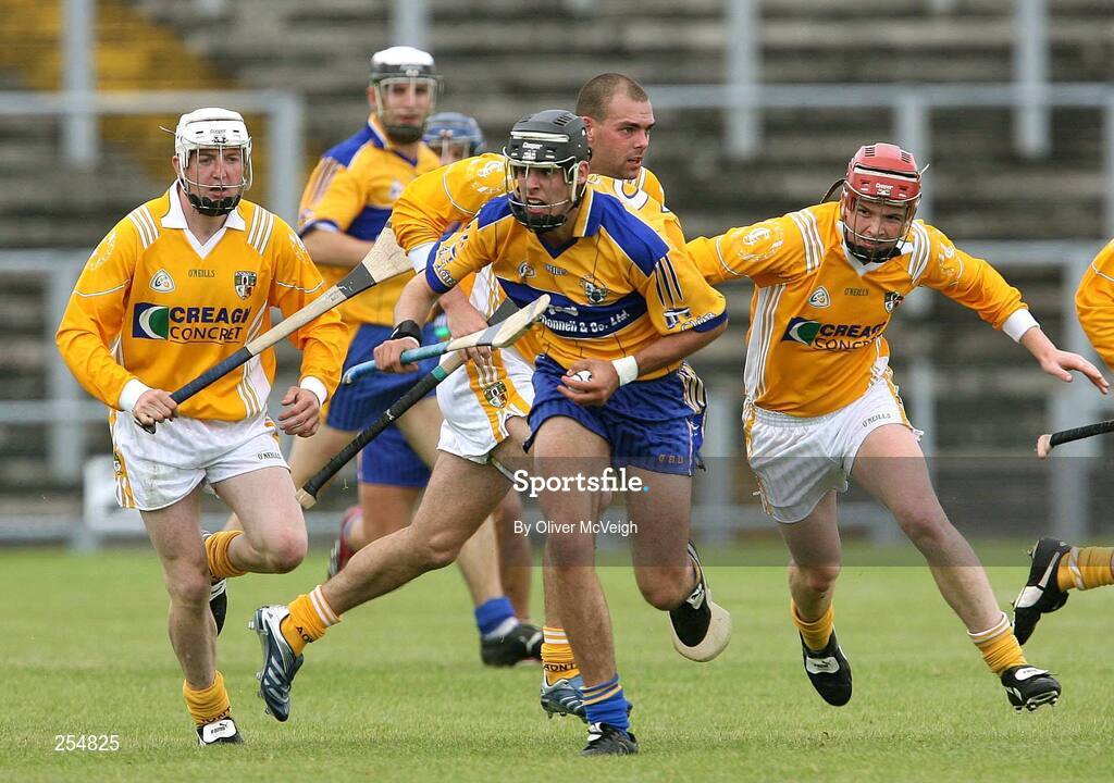 30 June 2007; Brendan Bolger, Clare, in action against Karl Stewart and Shane McNaughton, Antrim. Guinness All-Ireland Hurling Championship Qualifier, Group 1A, Round 1, Antrim v Clare, Casement Park, Belfast, Co. Antrim. Picture credit: Oliver McVeigh / SPORTSFILE