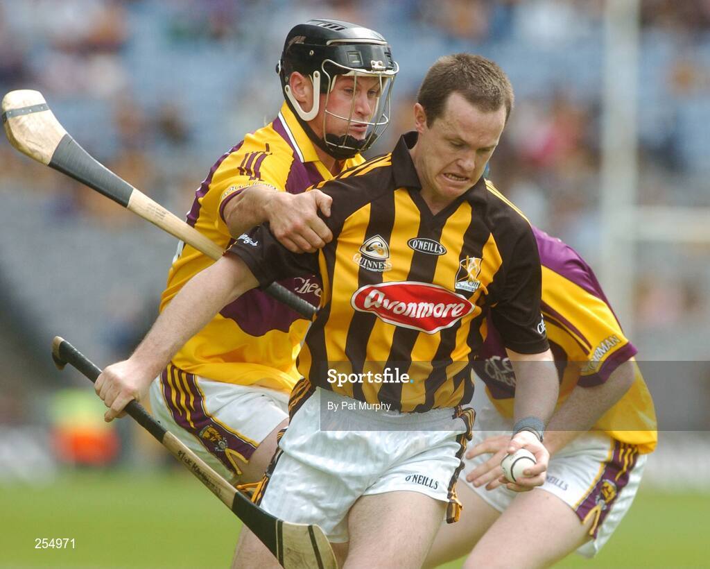 1 July 2007; Michael Kavanagh, Kilkenny, in action against Darren Stamp, Wexford. Guinness Leinster Senior Hurling Championship Final, Kilkenny v Wexford, Croke Park, Dublin. Picture credit: Pat Murphy / SPORTSFILE