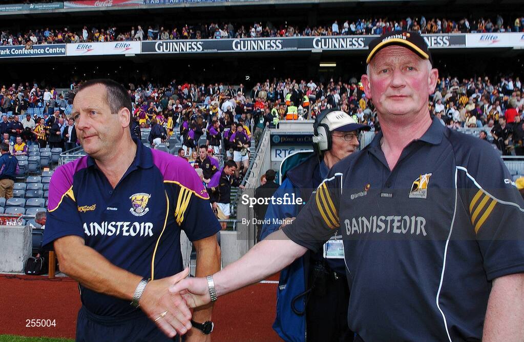 1 July 2007; Kilkenny manager Brian Cody, right, shakes hands with Wexford manager John Meyler at the end of the game. Guinness Leinster Senior Hurling Championship Final, Kilkenny v Wexford, Croke Park, Dublin. Picture credit: David Maher / SPORTSFILE