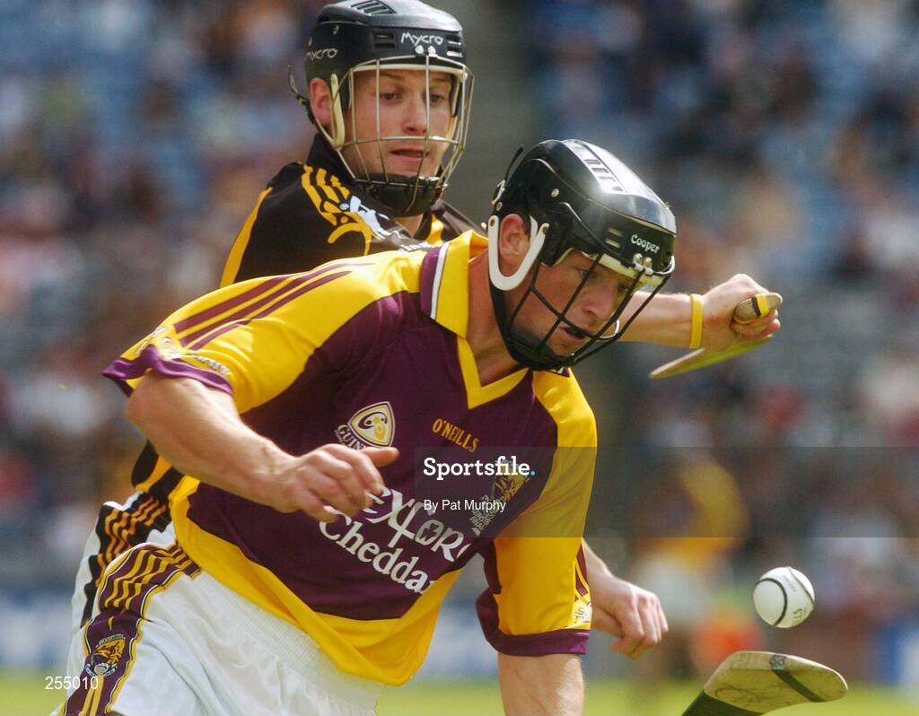 1 July 2007; Nigel Higgins, Wexford, in action against Jackie Tyrrell, Kilkenny. Guinness Leinster Senior Hurling Championship Final, Kilkenny v Wexford, Croke Park, Dublin. Picture credit: Pat Murphy / SPORTSFILE