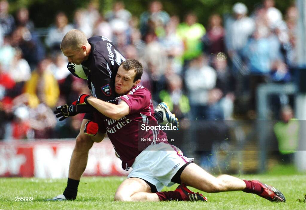 8 July 2007; Johnny Davey, Sligo, in action against Cormack Bane, Galway. Bank of Ireland Connacht Senior Football Championship Final, Galway v Sligo, Dr. Hyde Park, Roscommon. Picture credit: Ray McManus / SPORTSFILE