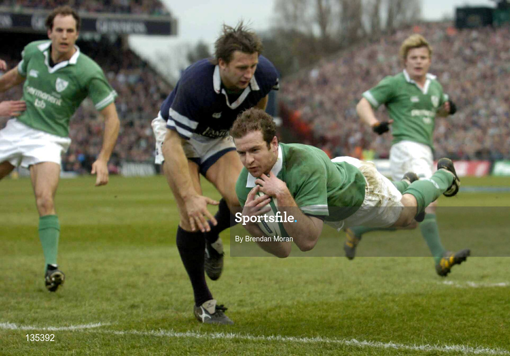 27 March 2004; Geordan Murphy of Ireland dives over to score his side's second try during the RBS Six Nations Rugby Championship match between Ireland and Scotland at Lansdowne Road in Dublin. Photo by Brendan Moran/Sportsfile