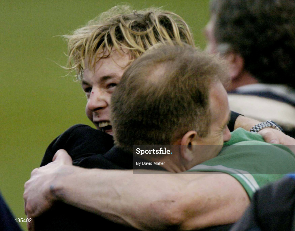 27 March 2004; Ireland captain Brian O'Driscoll celebrates with coach Eddie O'Sullivan following the RBS Six Nations Rugby Championship match between Ireland and Scotland at Lansdowne Road in Dublin. Photo by David Maher/Sportsfile