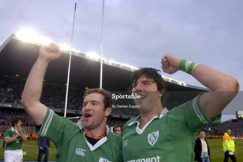 27 March 2004; Ireland players Geordan Murphy, left, and Shane Horgan celebrate following the RBS Six Nations Rugby Championship match between Ireland and Scotland at Lansdowne Road in Dublin. Photo by Damien Eagers/Sportsfile