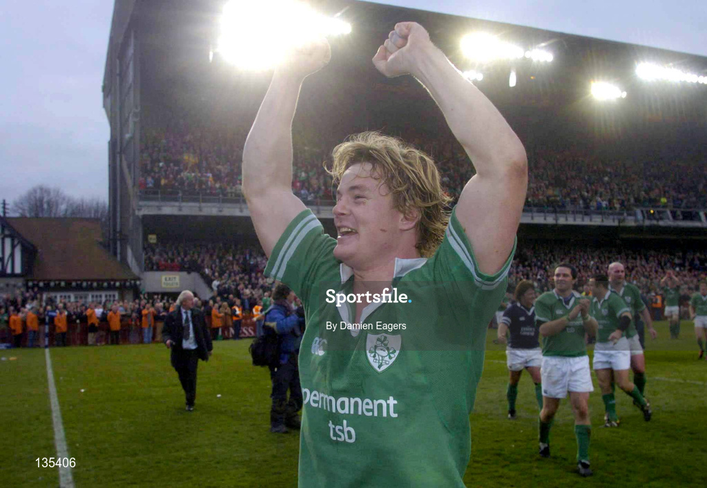 27 March 2004; Brian O'Driscoll of Ireland celebrates following the RBS Six Nations Rugby Championship match between Ireland and Scotland at Lansdowne Road in Dublin. Photo by Damien Eagers/Sportsfile