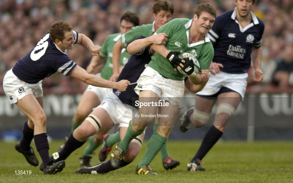27 March 2004; Gordon D'Arcy of Ireland in action against Dan Parks, left, and Scott Murray of Scotland during the RBS Six Nations Rugby Championship match between Ireland and Scotland at Lansdowne Road in Dublin. Photo by Brendan Moran/Sportsfile