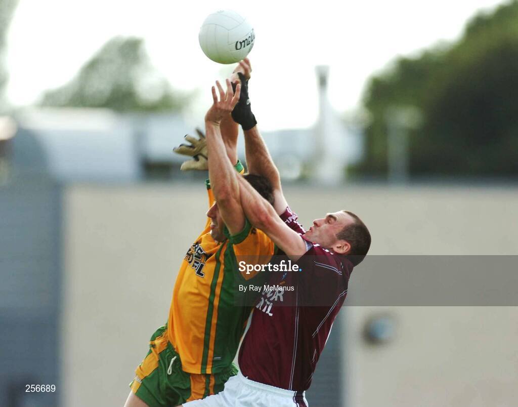 14 July 2007; Michael Ennis, Westmeath, in action against Rory Kavanagh, Donegal. Bank of Ireland All-Ireland Football Championship Qualifier, Round 2, Westmeath v Donegal, Cusack Park, Mullingar, Co. Westmeath. Picture credit: Ray McManus / SPORTSFILE