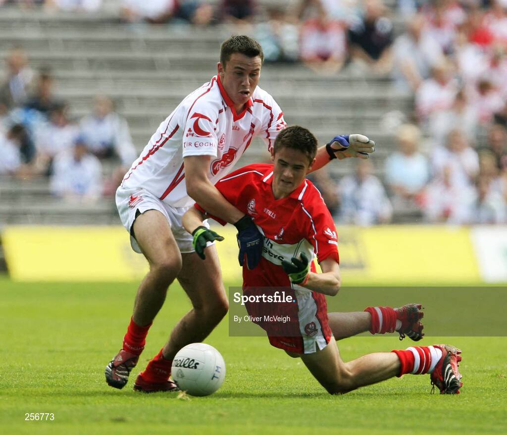 15 July 2007; Christopher McKaigue, Derry, in action against Kyle Coney, Tyrone. ESB Ulster Minor Football Championship Final - Derry v Tyrone, St Tighearnach's Park, Clones, Co Monaghan. Picture credit: Oliver McVeigh / SPORTSFILE