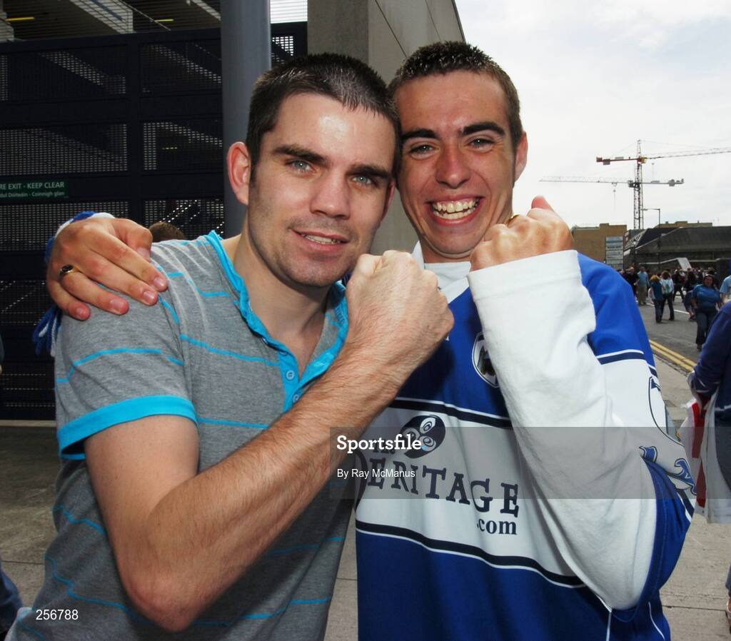 15 July 2007; Laois supporter Kevin McEvoy, from Killleshin, and European Super Bantamweight Champion Bernard Dunne before the game. Bank of Ireland Leinster Senior Football Championship Final, Dublin v Laois, Croke Park, Dublin. Picture credit: Ray McManus / SPORTSFILE