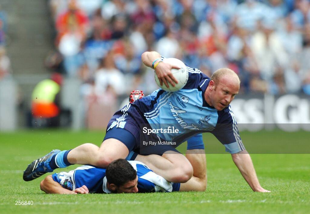 15 July 2007; Shane Ryan, Dublin, in action against Brendan Quigley, Laois. Bank of Ireland Leinster Senior Football Championship Final, Dublin v Laois, Croke Park, Dublin. Picture credit: Ray McManus / SPORTSFILE