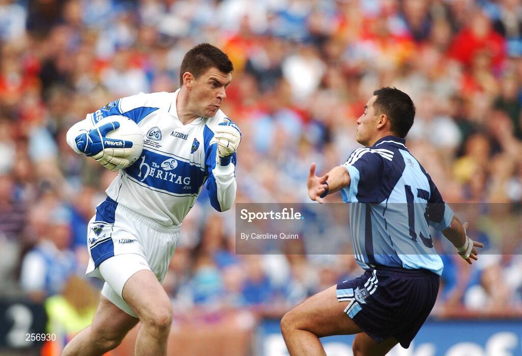 15 July 2007; Laois goalkeeper Fergal Byron prepares to clear under pressure from Dublin's Jason Sherlock. Bank of Ireland Leinster Senior Football Championship Final, Dublin v Laois, Croke Park, Dublin. Picture credit: Caroline Quinn / SPORTSFILE