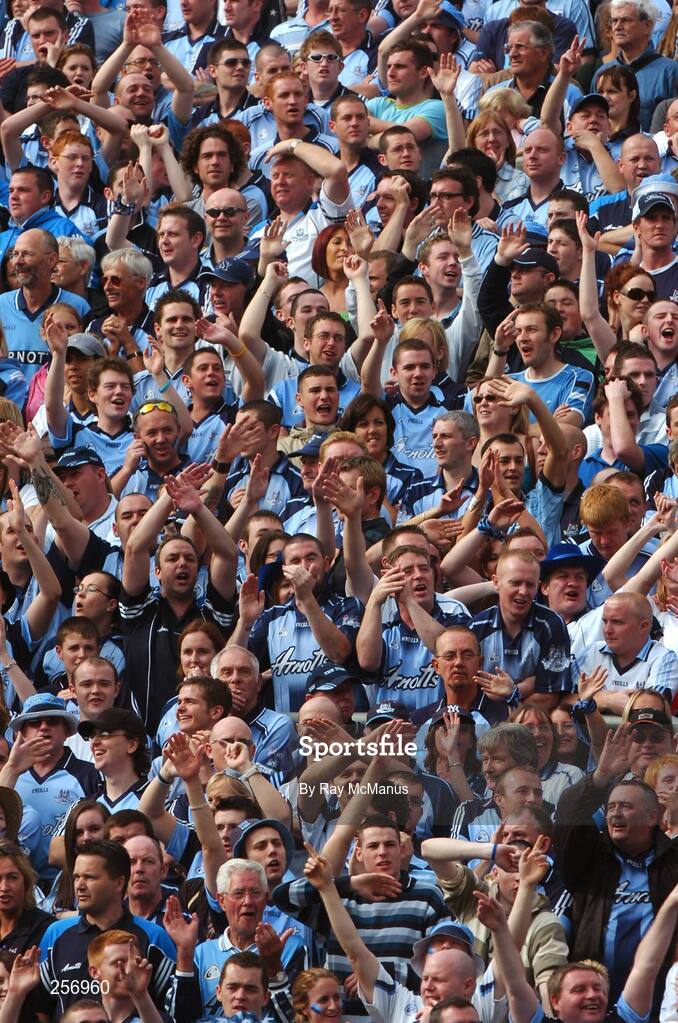 15 July 2007; Dublin supporters on Hill 16 wave goodbye as the Laois supporters leave early. Bank of Ireland Leinster Senior Football Championship Final, Dublin v Laois, Croke Park, Dublin. Picture credit: Ray McManus / SPORTSFILE