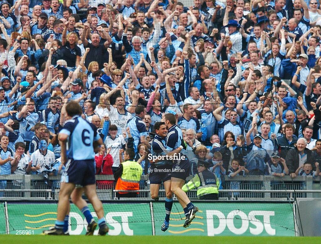 15 July 2007; Bernard Brogan, Dublin, is congratulated by team-mate Conal Keaney after scoring their side's second goal. Bank of Ireland Leinster Senior Football Championship Final, Dublin v Laois, Croke Park, Dublin. Picture credit: Brendan Moran / SPORTSFILE