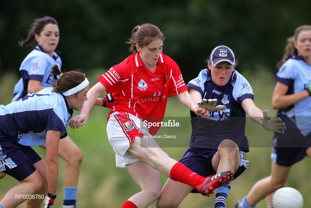 15 July 2007; Four goal hero Rhona Buckely, Cork, shoots a goal past Hannah Ryrell and Ailish McKenna, Dublin. TG4 Ladies All-Ireland Minor Football Final, Dublin v Cork, JJ Brackens GAA Club, Templemore, Co. Tipperary. Picture credit: Kieran Clancy / SPORTSFILE