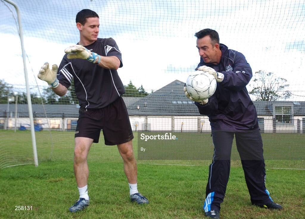 18 July 2007; Dublin senior football team and Bohemians F.C. goalkeeping coach Gary Matthew, advises Dublin goalkeeper Stephen Cluxton on his stance at the launch of Garry Matthews Goalkeeping Clinic. DCU Sports Ground, Ballymun, Dublin. Picture credit: Stephen McCarthy / SPORTSFILE