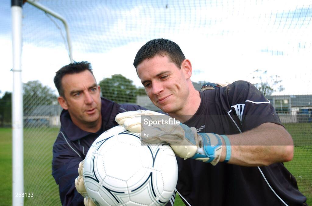 18 July 2007; Dublin senior football team and Bohemians F.C. goalkeeping coach Gary Matthews gives advice to Dublin goalkeeper Stephen Cluxton at the launch of Garry Matthews Goalkeeping Clinic. DCU Sports Ground, Ballymun, Dublin. Picture credit: Stephen McCarthy / SPORTSFILE
