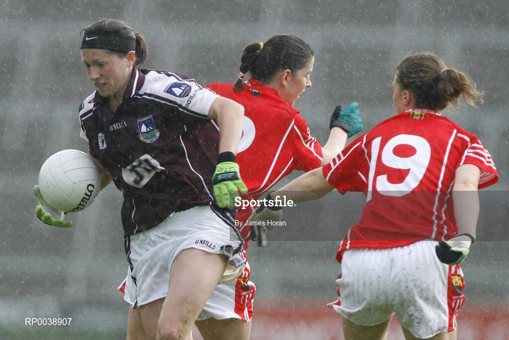 21 July 2007; Rebecca Mc Philbin, Galway, in action against Cork's Ciara Walsh and Catriona Foley. TG4 All-Ireland Ladies Football Championship Group 2, Cork v Galway, Gaelic Grounds, Co. Limerick. Picture credit: James Horan / SPORTSFILE