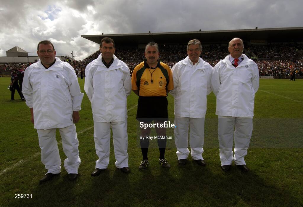 8 July 2007; Referee Brian Crowe with his umpires before the game. Bank of Ireland Connacht Senior Football Championship Final, Galway v Sligo, Dr. Hyde Park, Roscommon. Picture credit: Ray McManus / SPORTSFILE