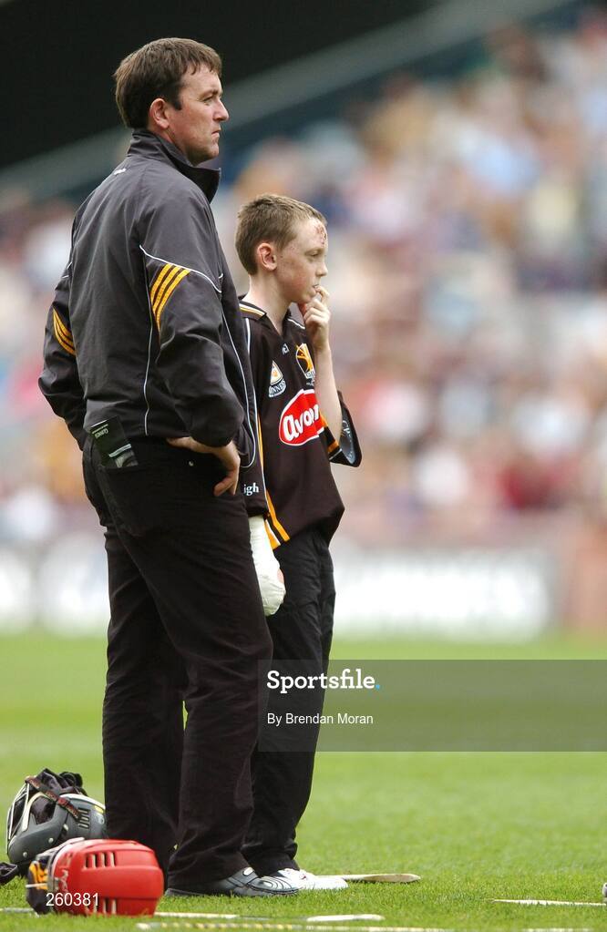 28 July 2007; Kilkenny goalkeeper James McGarry with his son Darragh before the game. Guinness All-Ireland Senior Hurling Championship Quarter-Final, Kilkenny v Galway, Croke Park, Dublin. Picture credit; Brendan Moran / SPORTSFILE