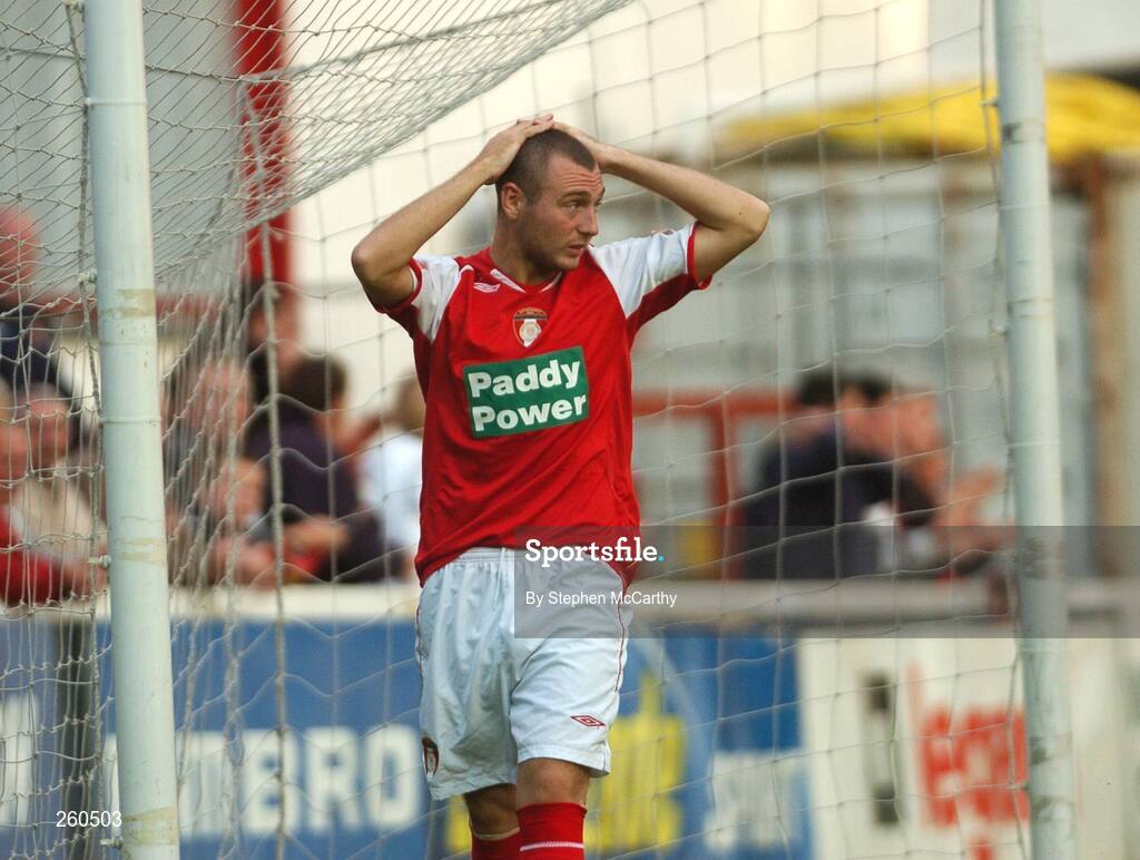 27 July 2007; Mark Quigley, St. Patrick's Athletic. eircom League of Ireland Premier Division, St. Patrick's Athletic v Cork City, Richmond Park, Dublin. Picture credit; Stephen McCarthy / SPORTSFILE