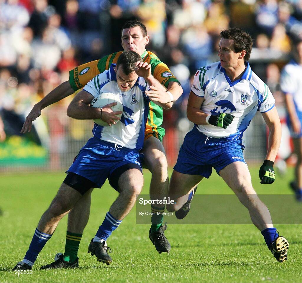 28 July 2007; Monaghan's John Paul Mone and Gary McQuaid in action against Ciaran Bonner, Donegal. Bank of Ireland All-Ireland Senior Football Championship Qualifier, Round 3, Donegal v Monaghan, Healy Park, Omagh, Co. Tyrone. Picture credit; Oliver McVeigh / SPORTSFILE