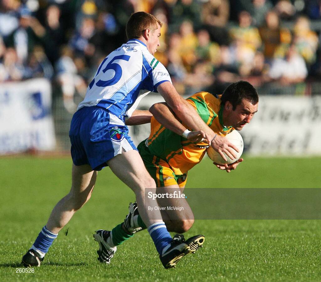 28 July 2007; Karl Lacey, Donegal, in action against Thomas Freeman, Monaghan. Bank of Ireland All-Ireland Senior Football Championship Qualifier, Round 3, Donegal v Monaghan, Healy Park, Omagh, Co. Tyrone. Picture credit; Oliver McVeigh / SPORTSFILE