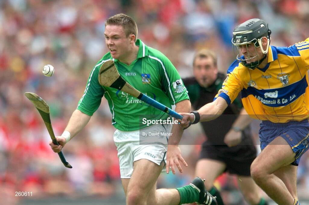 29 July 2007; Michael Fitzgerald, Limerick, in action against Brendan Bulger, Clare. Guinness All-Ireland Senior Hurling Championship Quarter-Final, Clare v Limerick, Croke Park, Dublin. Picture credit; David Maher / SPORTSFILE