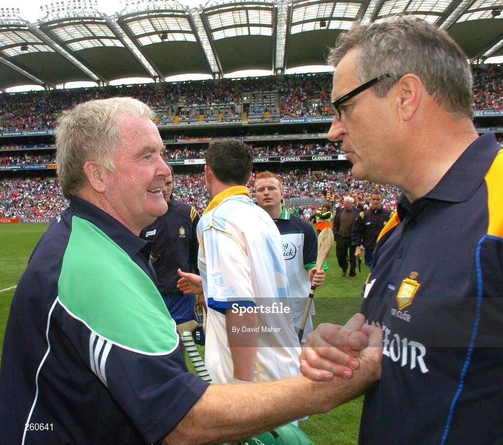 29 July 2007; Liomerick manager Richie Bennis, left, shakes hands with Clare manager Tony Considine at the end of the game. Guinness All-Ireland Senior Hurling Championship Quarter-Final, Clare v Limerick, Croke Park, Dublin. Picture credit; David Maher / SPORTSFILE