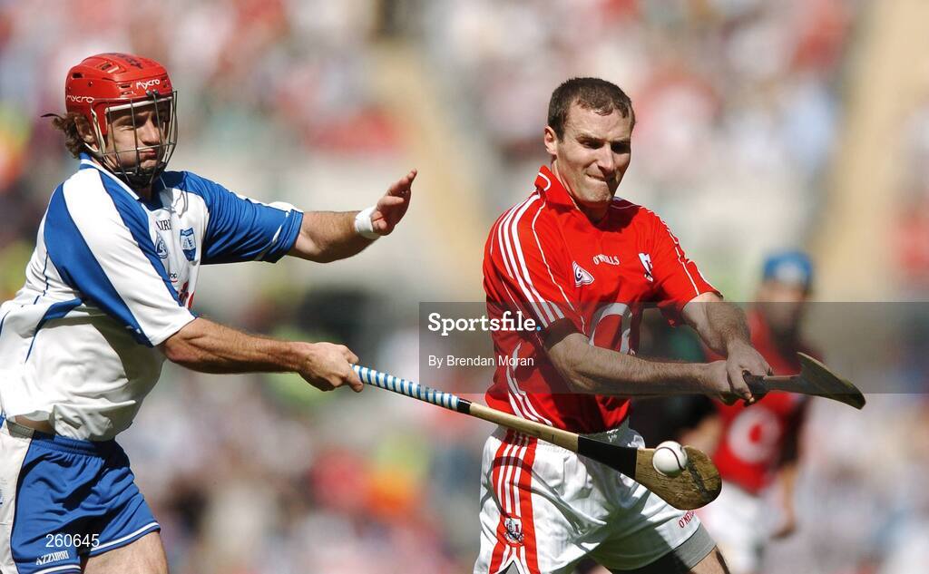 29 July 2007; Jerry O'Connor, Cork, is hooked by James Murray, Waterford. Guinness All-Ireland Senior Hurling Championship Quarter-Final, Cork v Waterford, Croke Park, Dublin. Picture credit; Brendan Moran / SPORTSFILE