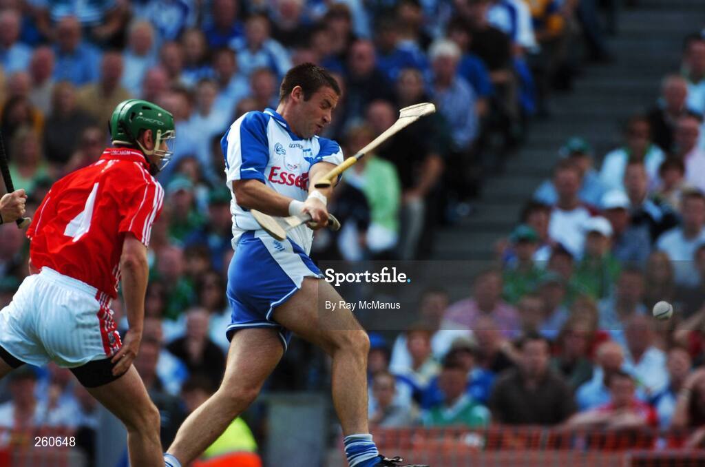29 July 2007; Dan Shanahan shoots past Cork corner-back Brian Murphy to score the first goal for Waterford. Guinness All-Ireland Senior Hurling Championship Quarter-Final, Cork v Waterford, Croke Park, Dublin. Picture credit; Ray McManus / SPORTSFILE