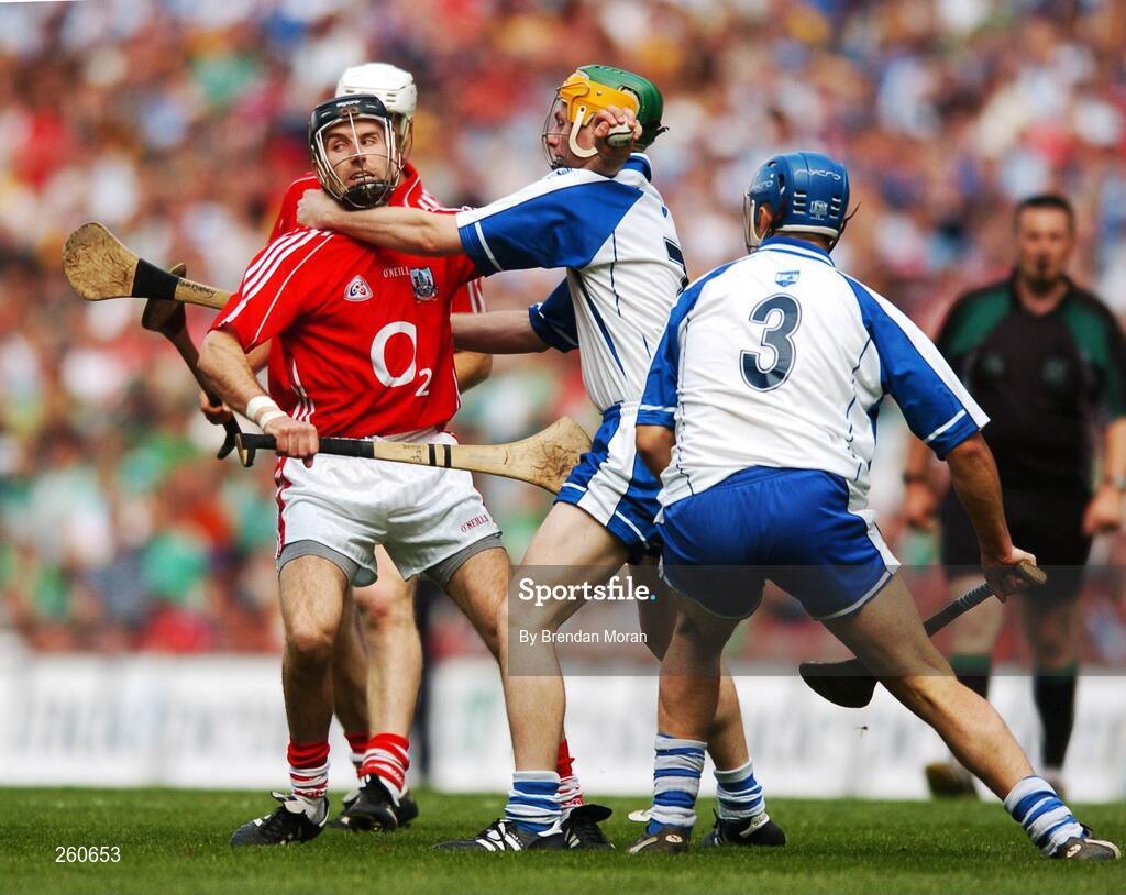 29 July 2007; Ben O'Connor, Cork, in action against Aidan Kearney and Declan Prendergast, 3, Waterford. Guinness All-Ireland Senior Hurling Championship Quarter-Final, Cork v Waterford, Croke Park, Dublin. Picture credit; Brendan Moran / SPORTSFILE