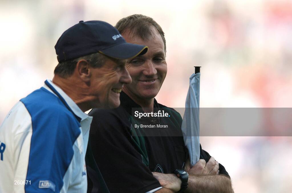 29 July 2007; Linesman Dickie Murphy in conversation with Waterford  manager Justin McCarthy during the final moments of the game. Guinness All-Ireland Senior Hurling Championship Quarter-Final, Cork v Waterford, Croke Park, Dublin. Picture credit; Brendan Moran / SPORTSFILE