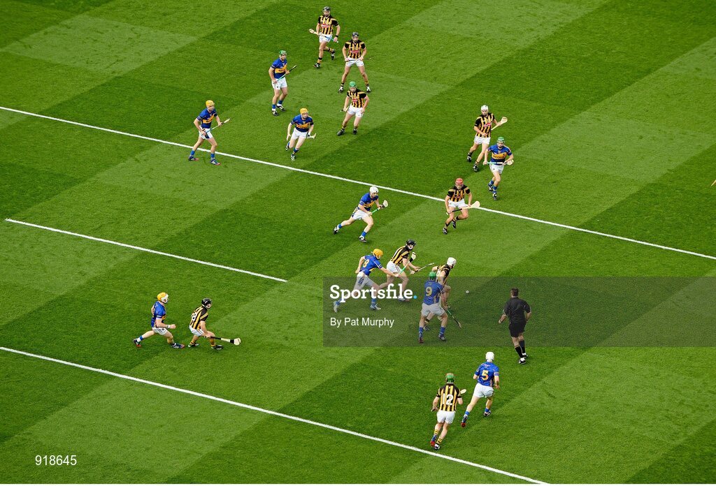 27 September 2014; A general view during the start of the game. GAA Hurling All Ireland Senior Championship Final Replay, Kilkenny v Tipperary. Croke Park, Dublin. Picture credit: Pat Murphy / SPORTSFILE