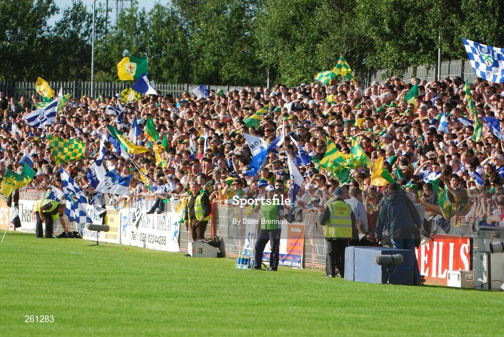 28 July 2007; Donegal and Monaghan supporters get ready for the match. Bank of Ireland All-Ireland Senior Football Championship Qualifier, Round 3, Donegal v Monaghan, Healy Park, Omagh, Co. Tyrone. Picture credit; Daire Brennan / SPORTSFILE