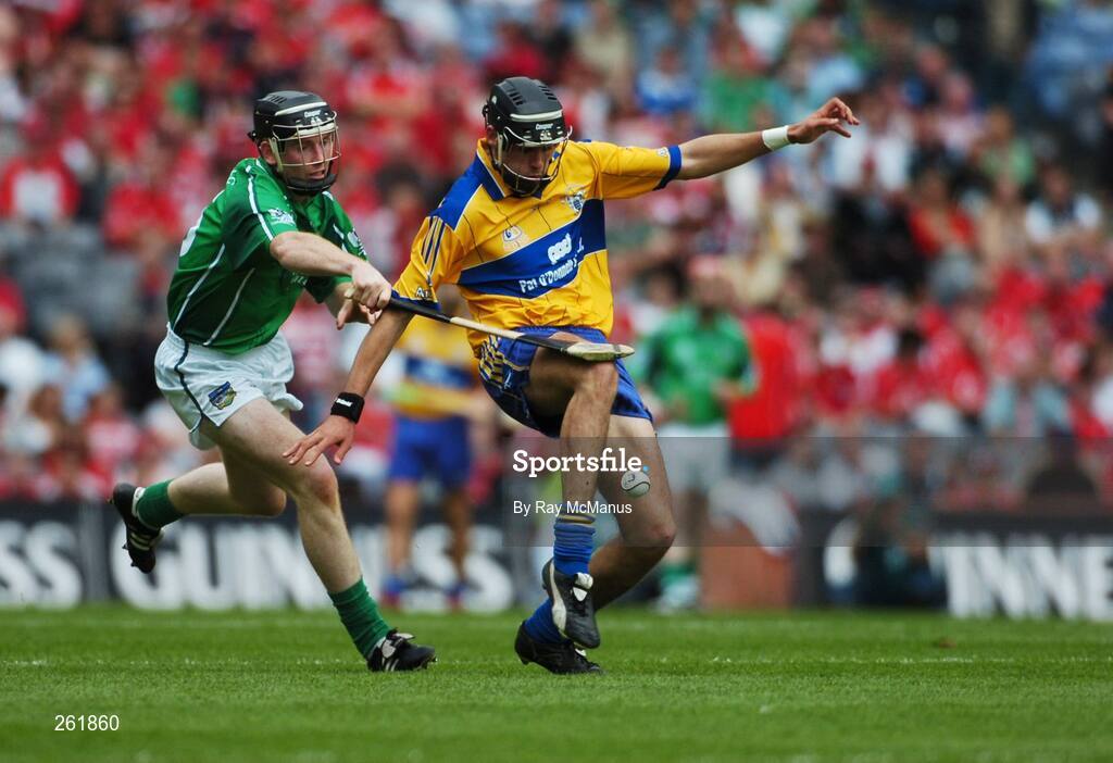 29 July 2007; Brendan Bugler, Clare, in action against Kevin Tobin, Limerick. Guinness All-Ireland Senior Hurling Championship Quarter-Final, Clare v Limerick, Croke Park, Dublin. Picture credit; Ray McManus / SPORTSFILE