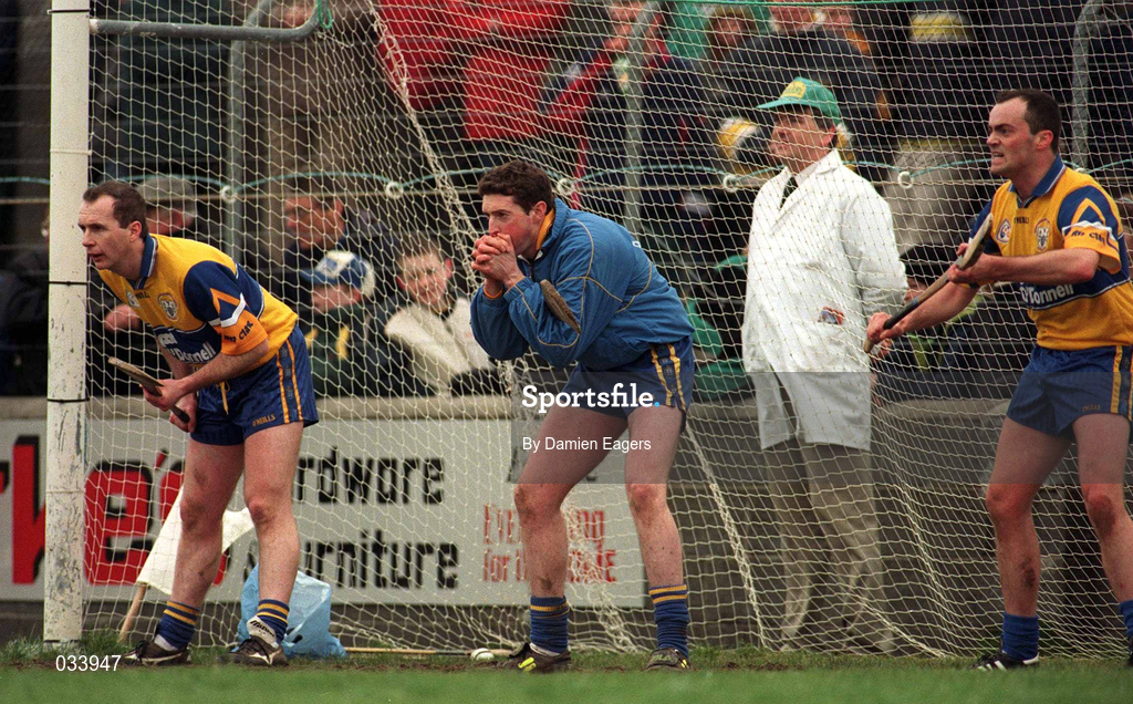 27 February 2000; Clare goalkeeper Christy O'Connor with his defenders Liam Doyle, left, and Anthony Daly during the Allianz National Hurling League Division 1A Round 2 match between Clare and Galway at Hennessy Park in Miltown Malbay, Clare. Photo by Damien Eagers/Sportsfile