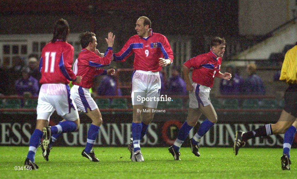 23 February 2000; Jan Koller,9, of Czech Republic celebrates scoring his side's first goal with team-mate Vladimir Smicer during the International Friendly match between Republic of Ireland and Czech Republic at Lansdowne Road in Dublin. Photo by David Maher/Sportsfile