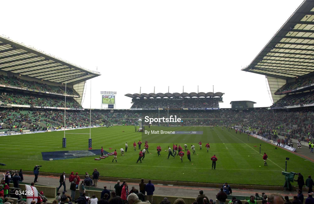 5 February 2000; A general view of Twickenham Stadium before the Lloyds TSB 6 Nations match between England and Ireland at Twickenham Stadium in London, England. Photo by Matt Browne/Sportsfile