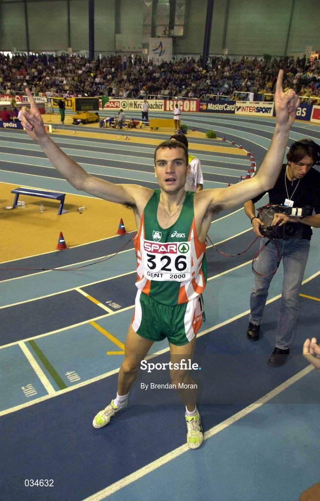 26 February 2000; James Nolan of Ireland celebrates his silver medal in the Men's 1500m Final during the European Indoor Athletics Championships at Flanders Sports Arena in Ghent, Belgium. Photo by Brendan Moran/Sportsfile