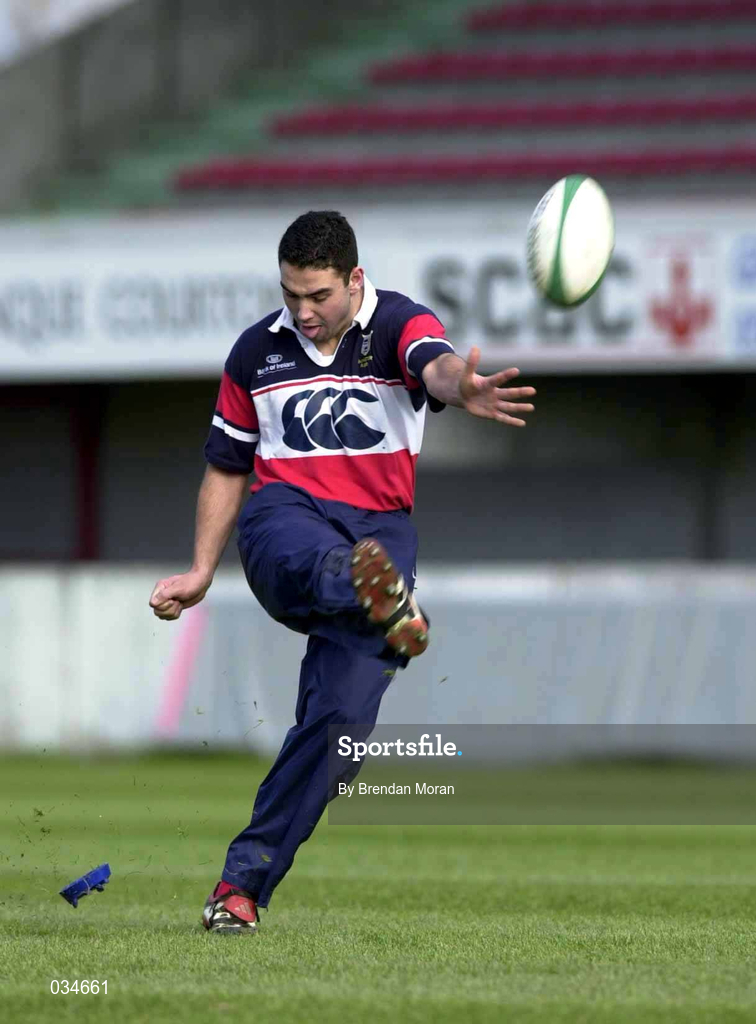 10 December 1999; Jeremy Staunton during Munster Rugby squad training at the Stade Toulouson, Le Sept Denier, in Toulouse, France. Photo by Brendan Moran/Sportsfile