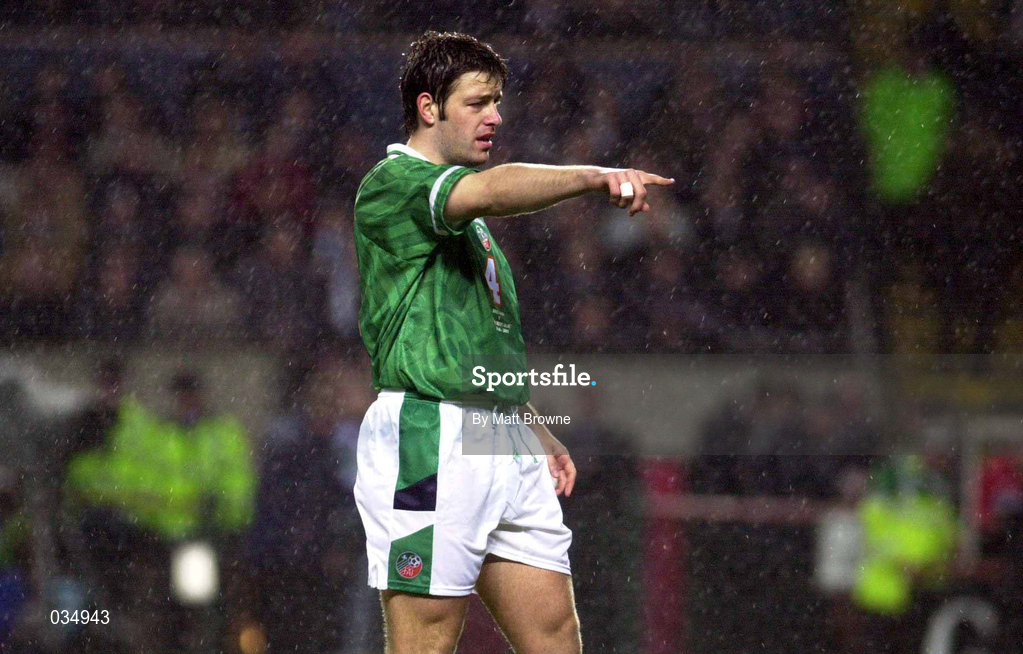 23 February 2000; Paul Butler of Republic of Ireland during the International Friendly match between Republic of Ireland and Czech Republic at Lansdowne Road in Dublin. Photo by Matt Browne/Sportsfile