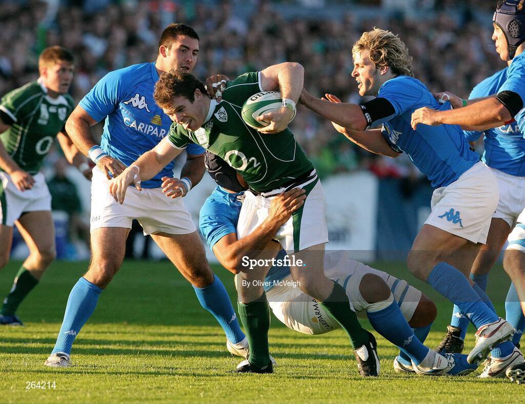 24 August 2007; Gordon D'Arcy, Ireland, is tackled by Mirco Bergamasco and  Marco Bortolami, Italy. Rugby World Cup Warm-Up Game, Ireland v Italy, Ravenhill Park, Belfast, Co. Antrim. Picture credit: Oliver McVeigh / SPORTSFILE