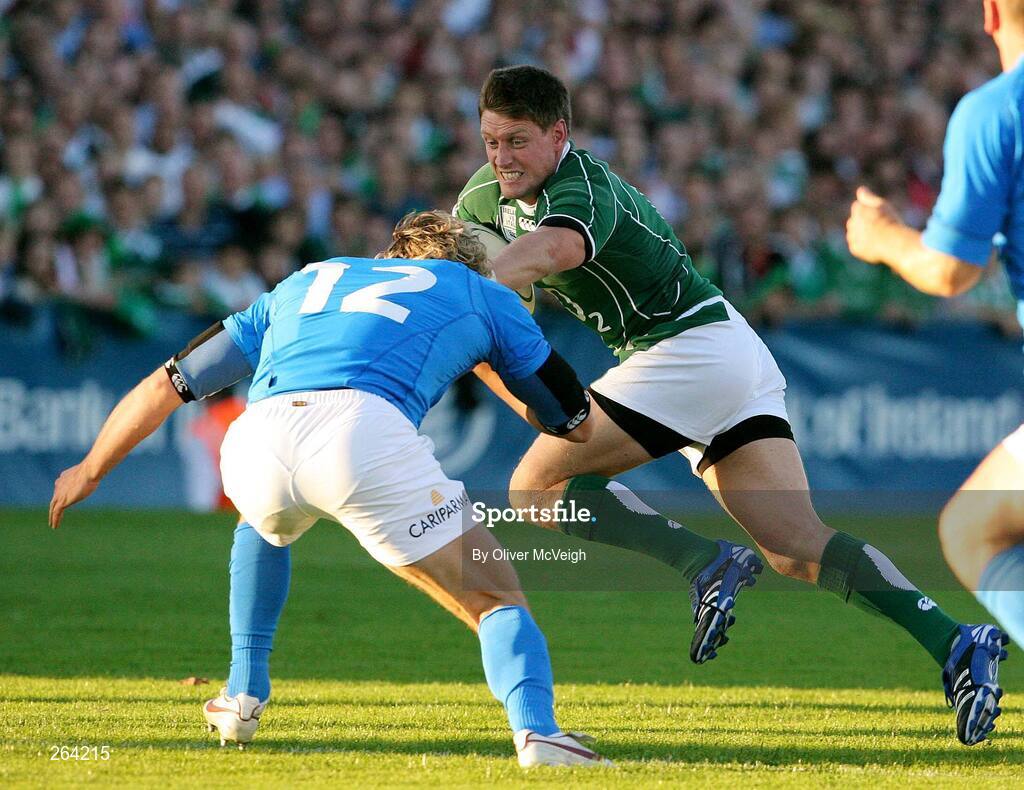 24 August 2007; Ronan O'Gara, Ireland, is tackled by Mirco Bergamasco, Italy. Rugby World Cup Warm-Up Game, Ireland v Italy, Ravenhill Park, Belfast, Co. Antrim. Picture credit: Oliver McVeigh / SPORTSFILE